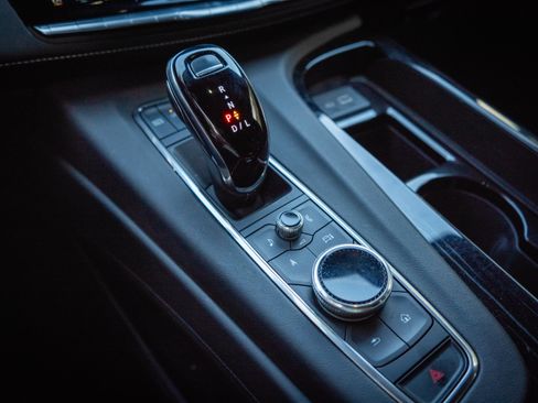 Used 2023 Cadillac Escalade ESV Sport w/ Touring Package image 9