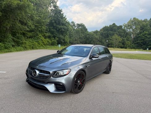 Used 2018 Mercedes-Benz E 63 AMG S image 1