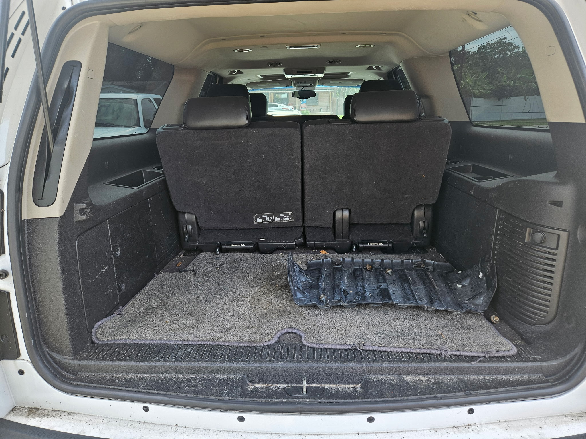 Used 2011 Chevrolet Suburban LT AWD/4WD image 12