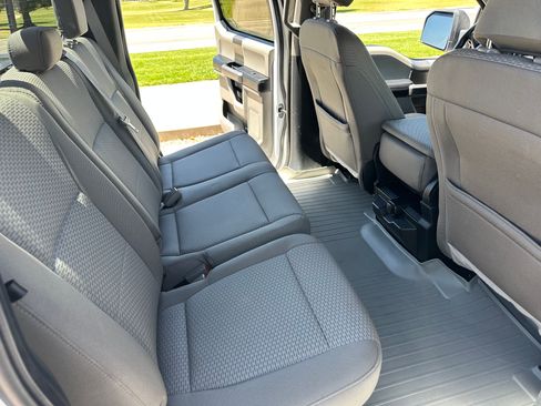 Used 2019 Ford F150 XLT w/ Equipment Group 302A Luxury AWD/4WD image 21