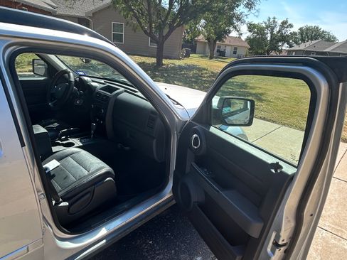 Used 2011 Dodge Nitro Heat image 15