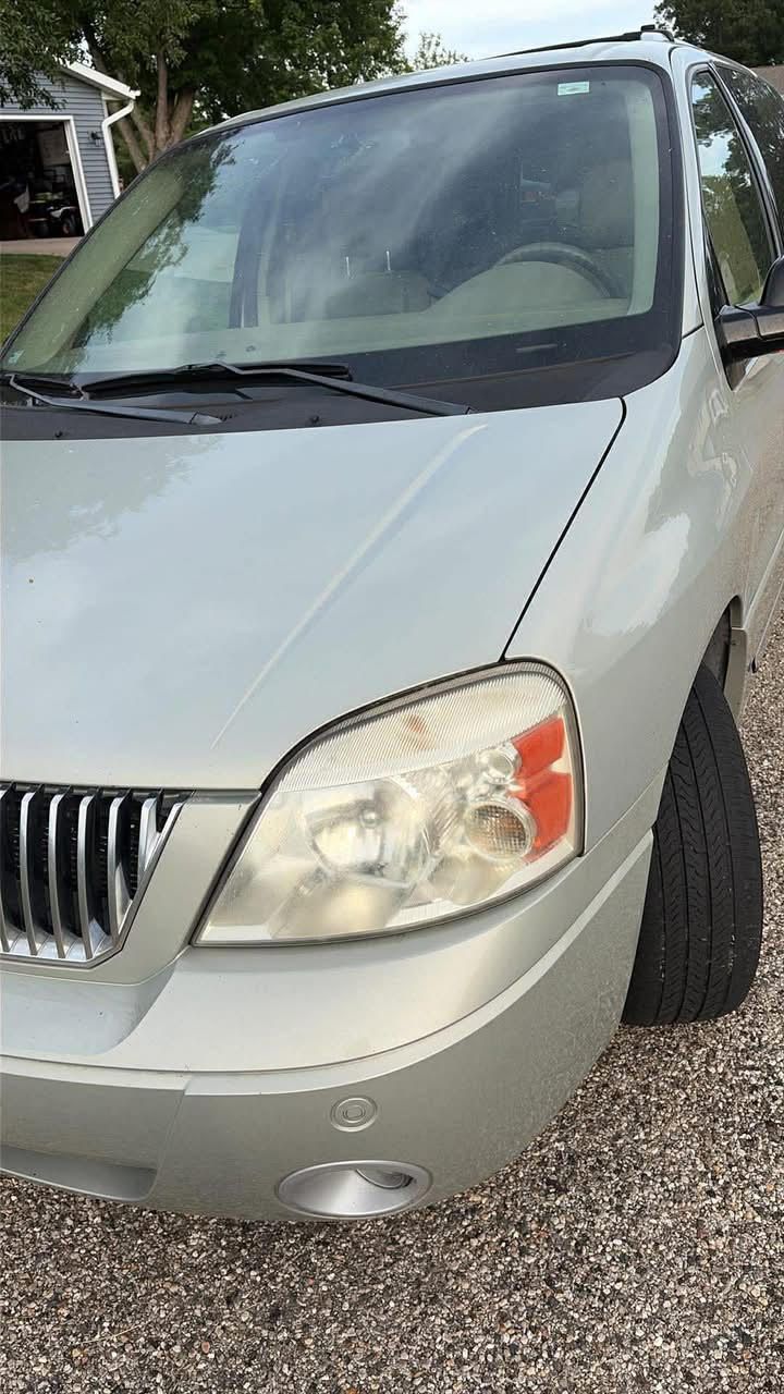 Used 2004 Mercury Monterey FWD image 2