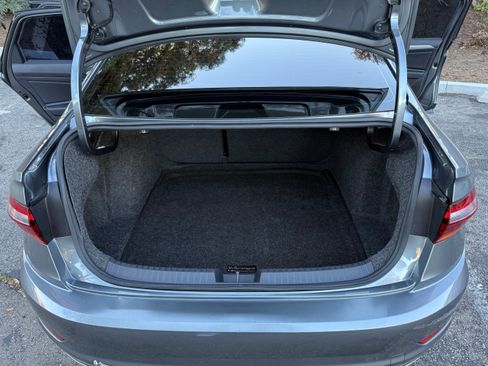 Used 2019 Volkswagen Jetta R-Line image 17