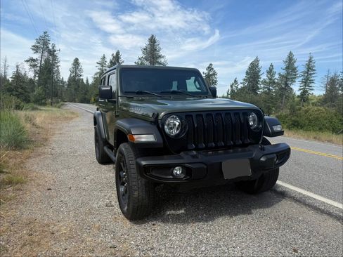 Used 2021 Jeep Wrangler Sport AWD/4WD image 9