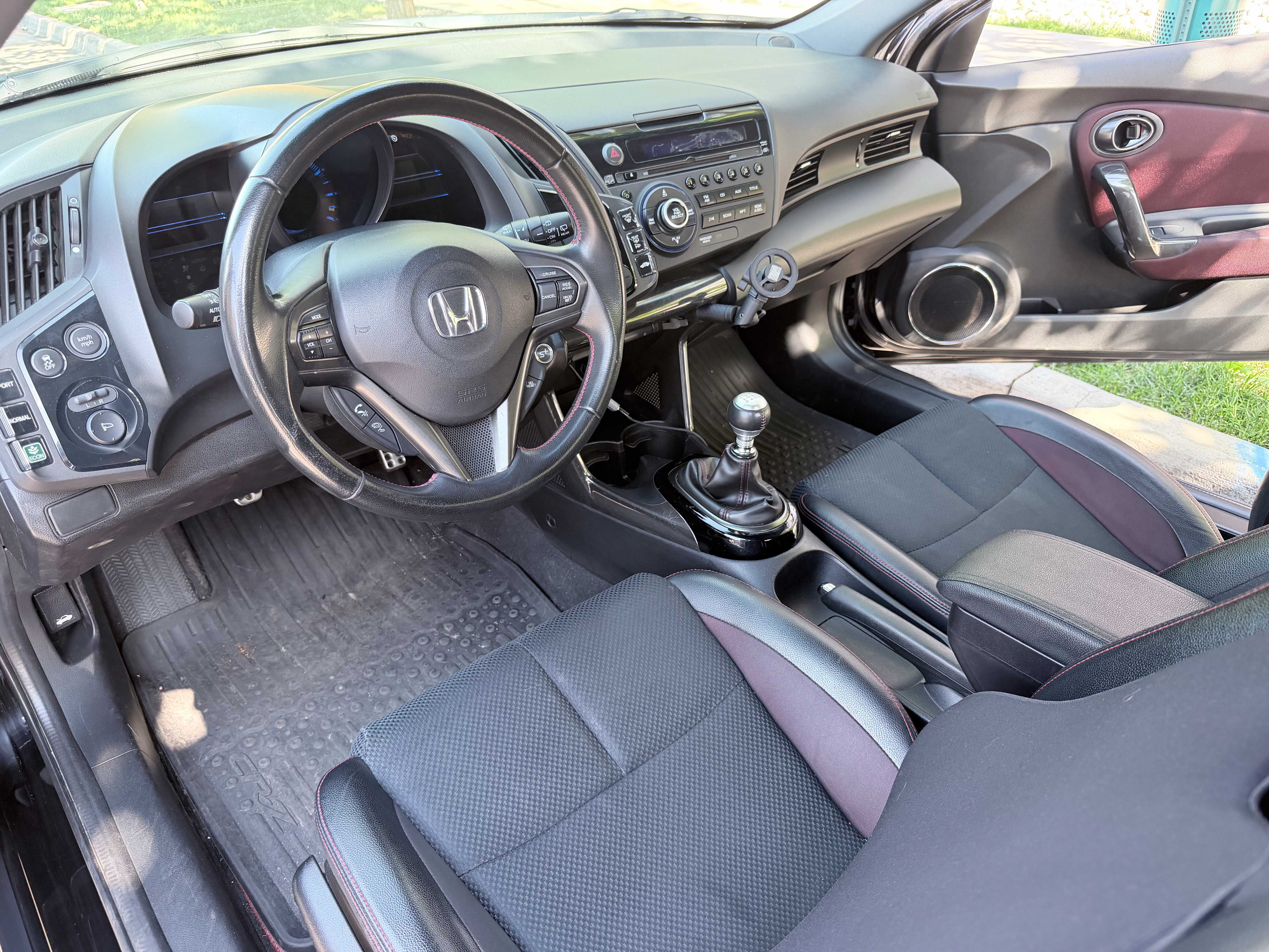 Used 2015 Honda CR-Z EX image 15
