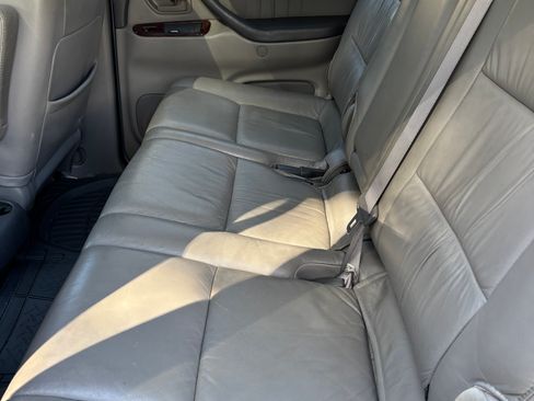 Used 2002 Toyota Sequoia Limited image 6