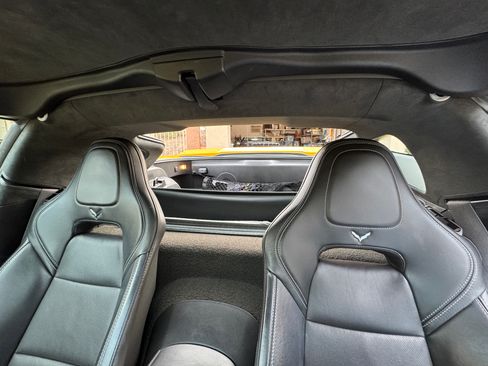 Used 2015 Chevrolet Corvette Stingray Coupe w/ 3LT Preferred Equipment Group image 9