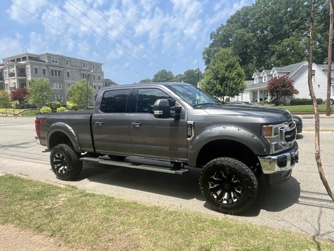 Used 2021 Ford F250 Lariat w/ Lariat Ultimate Package AWD/4WD image 1