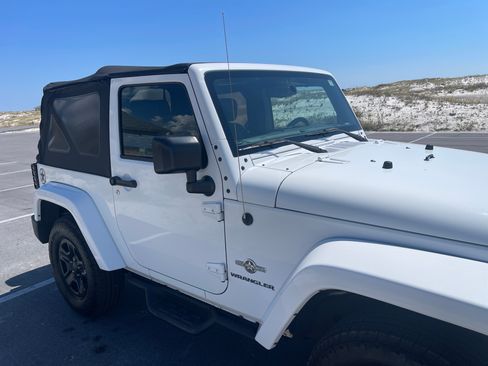 Used 2015 Jeep Wrangler Sport image 2