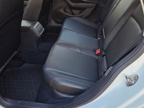 Used 2019 Volkswagen Jetta SE w/ Cold Weather Package image 5