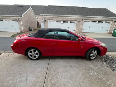 Used 2006 Toyota Solara SLE image 9