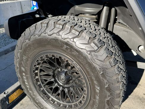 Used 2022 Jeep Wrangler Unlimited Rubicon 4xe w/ Safety Group image 6