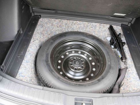 Used 2017 Honda CR-V EX-L image 12