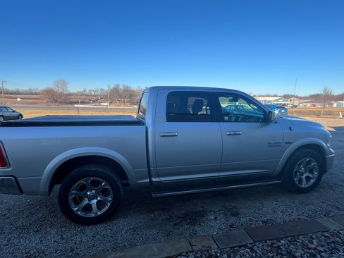 Used 2017 RAM 1500 Laramie w/ Convenience Group image 2