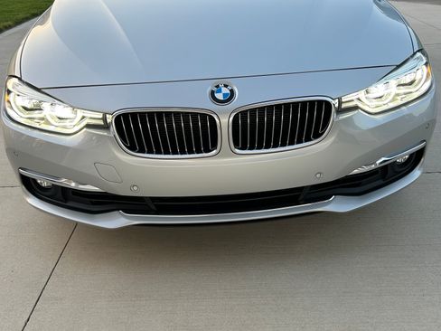 Used 2016 BMW 328i xDrive Sedan AWD/4WD image 10