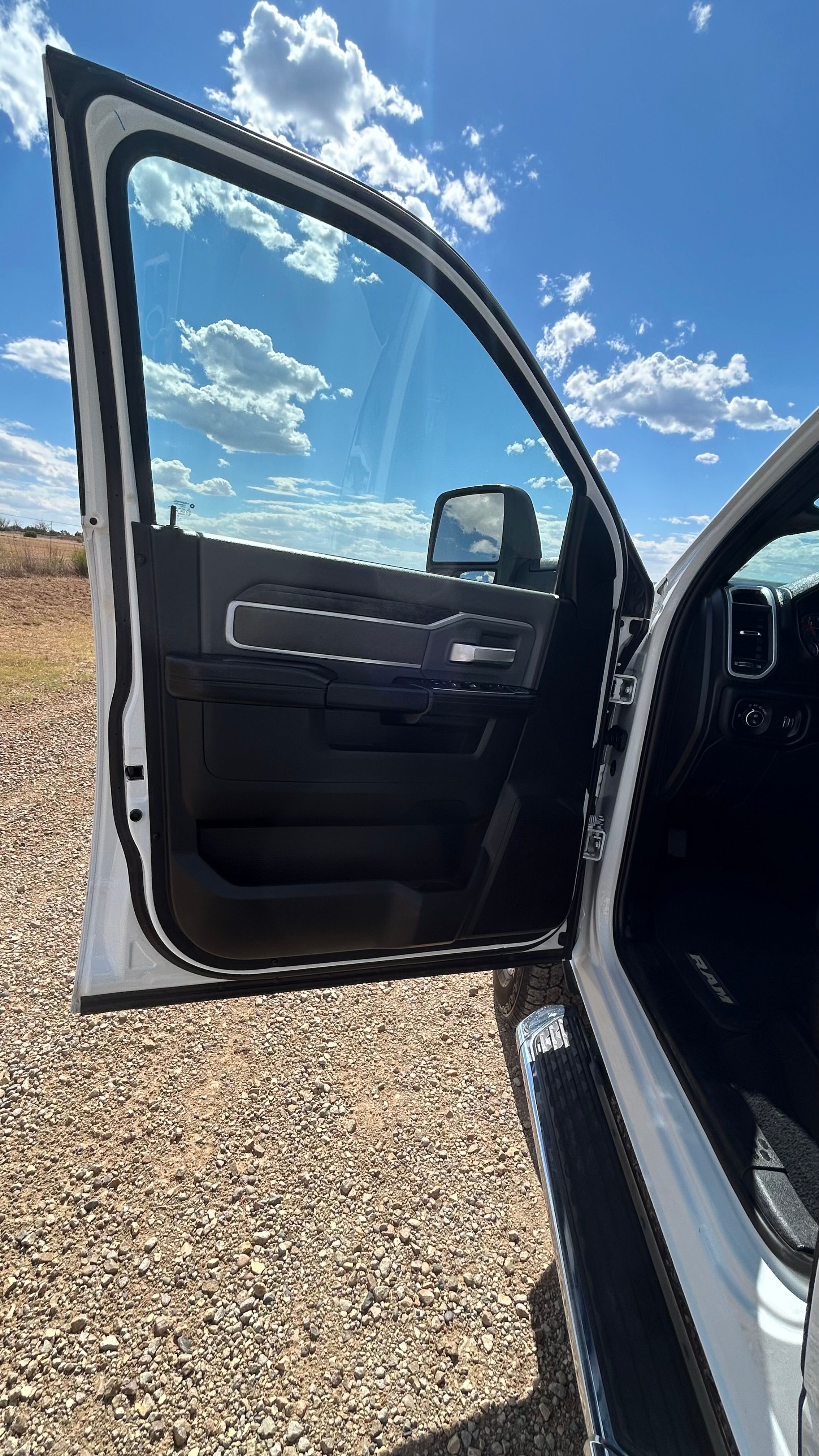 Used 2023 RAM 2500 Big Horn w/ Level 1 Equipment Group AWD/4WD image 19