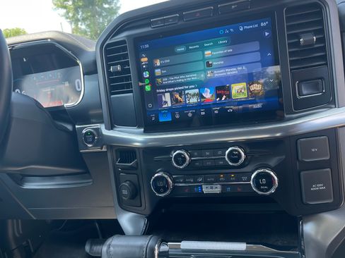 Used 2021 Ford F150 Lariat RWD image 8