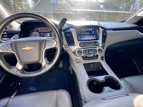 Used 2020 Chevrolet Tahoe LT image 4