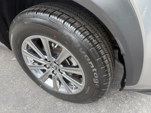 Used 2018 Lexus NX 300 AWD image 10