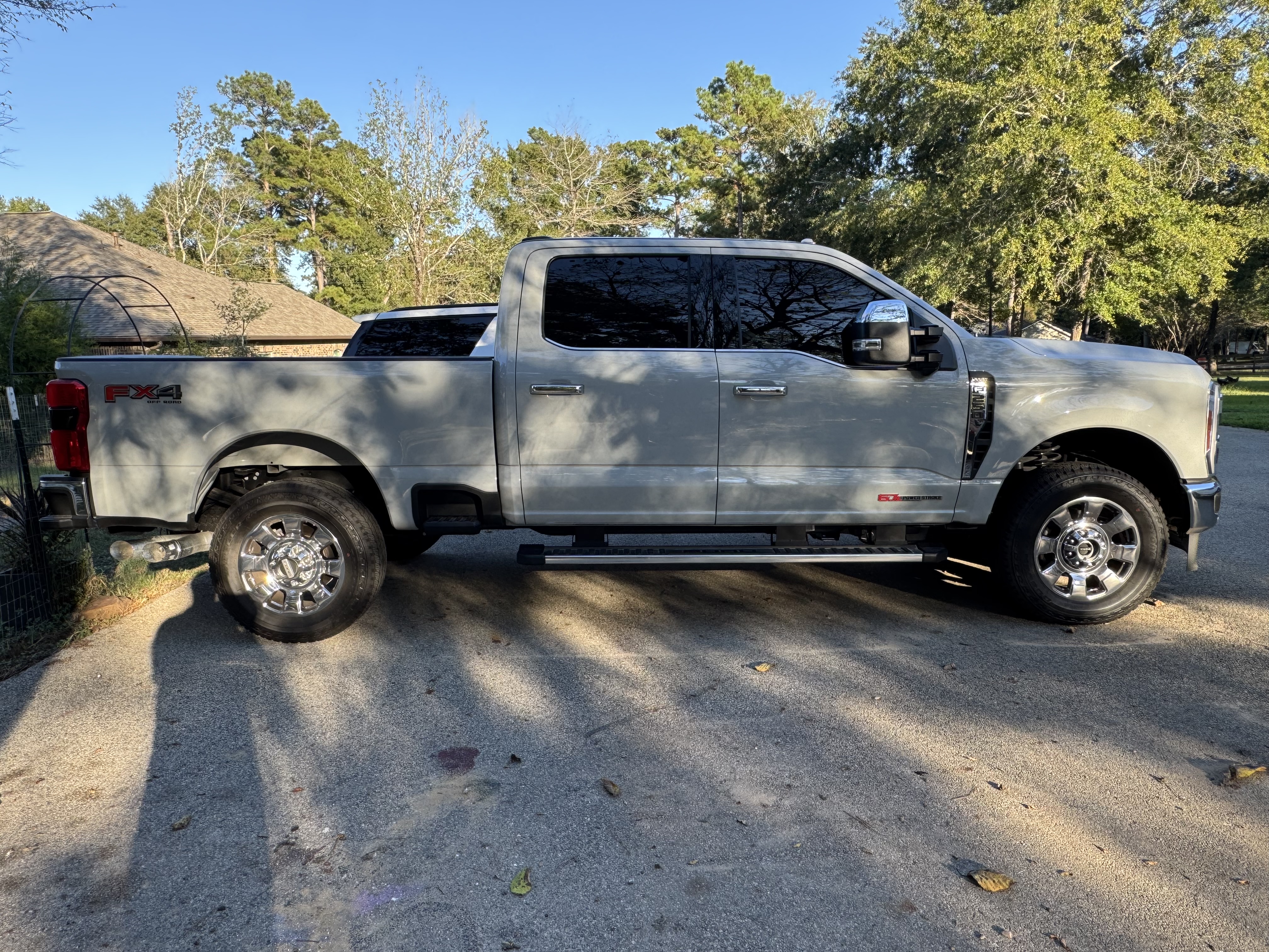 Used 2026 Ford F250 Lariat w/ Lariat Premium Package AWD/4WD image 8