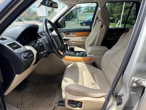 Used 2011 Land Rover Range Rover Sport HSE AWD/4WD image 19