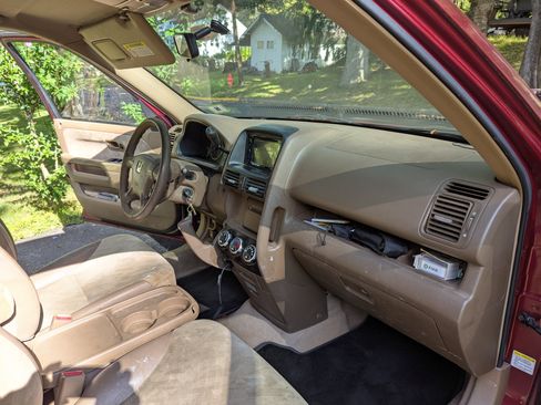 Used 2004 Honda CR-V EX image 6