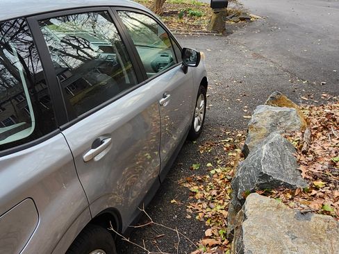 Used 2014 Subaru Forester 2.5i image 8