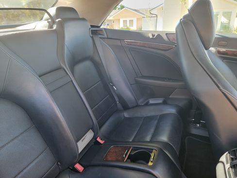 Used 2011 Mercedes-Benz E 350 Cabriolet image 18
