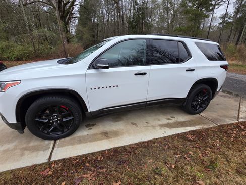 Used 2018 Chevrolet Traverse Premier w/ Redline Edition image 9