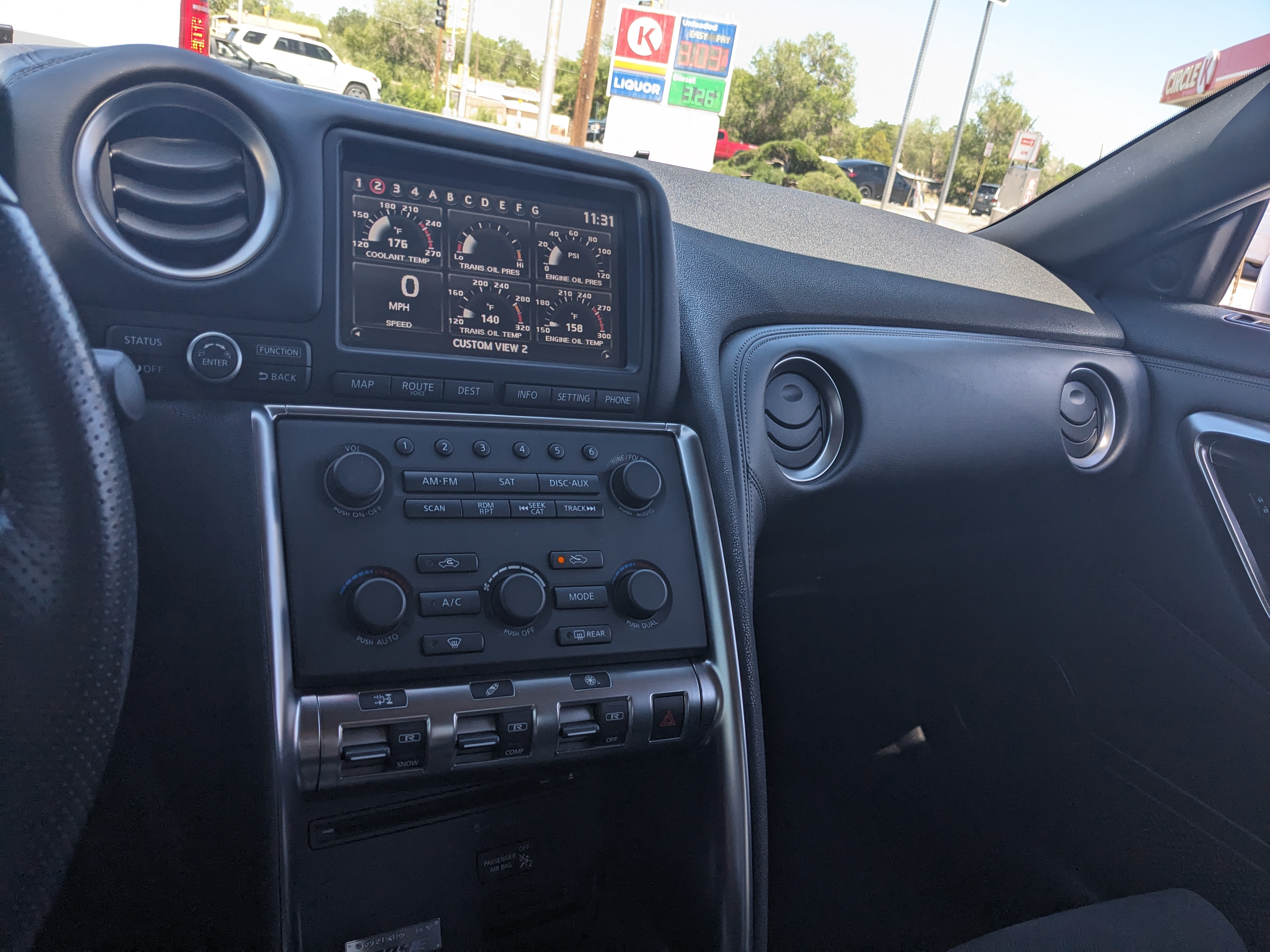 Used 2009 Nissan GT-R Premium AWD/4WD image 18