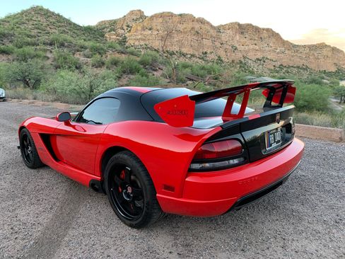 Used 2008 Dodge Viper SRT-10 w/ Competition Group RWD image 17
