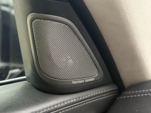 Used 2016 BMW 750i 750i Sedan 4D image 17