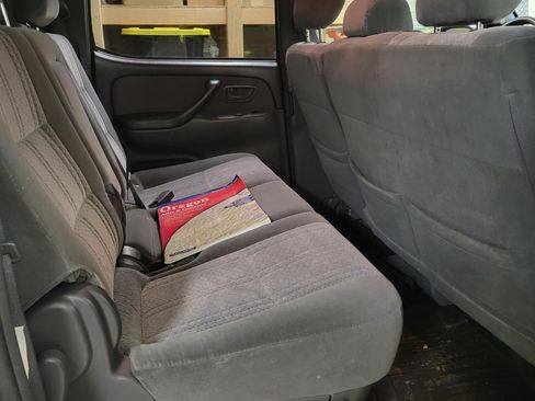 Used 2006 Toyota Tundra SR5 image 9