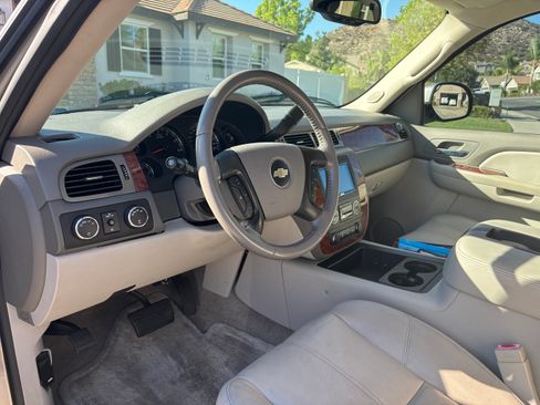 Used 2008 Chevrolet Tahoe LT w/ LT Preferred Equipment Group AWD/4WD image 10