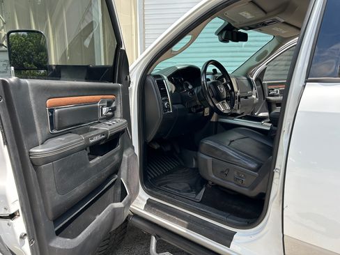 Used 2014 RAM 2500 Laramie w/ Protection Group AWD/4WD image 19