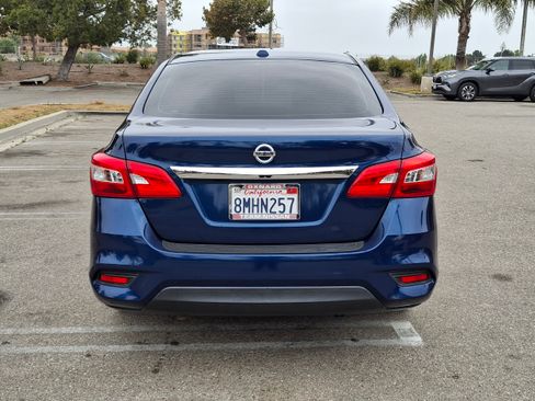 Used 2019 Nissan Sentra SV image 10