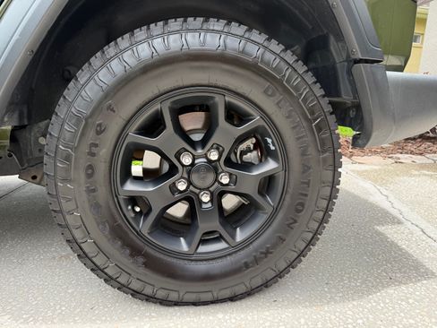 Used 2021 Jeep Wrangler Unlimited Sport AWD/4WD image 14