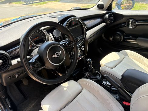 Used 2018 MINI Cooper S FWD image 13