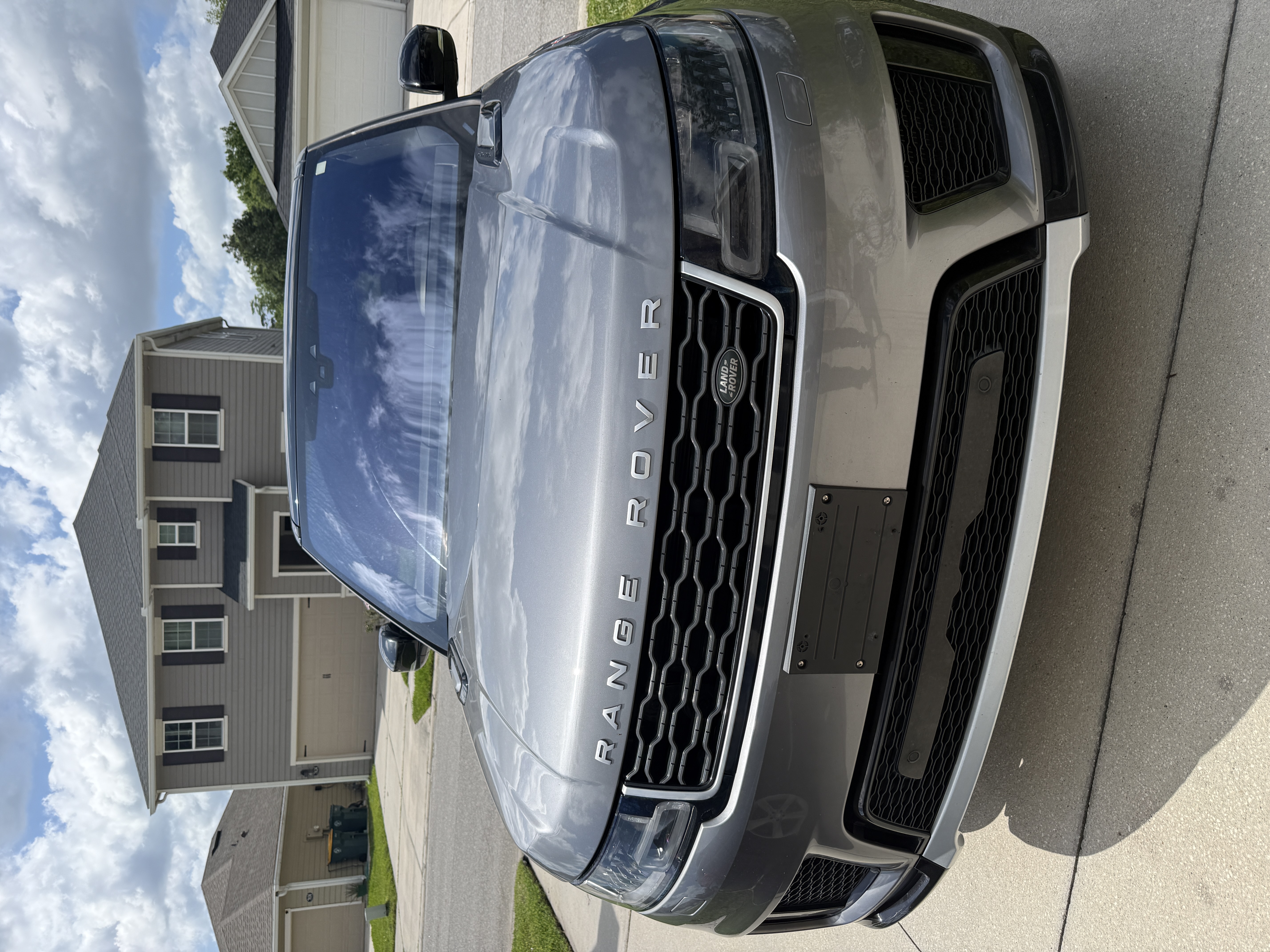 Used 2020 Land Rover Range Rover Sport HSE AWD/4WD image 2