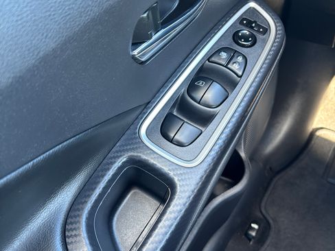 Used 2024 Nissan Versa SR w/ Trunk Package image 15