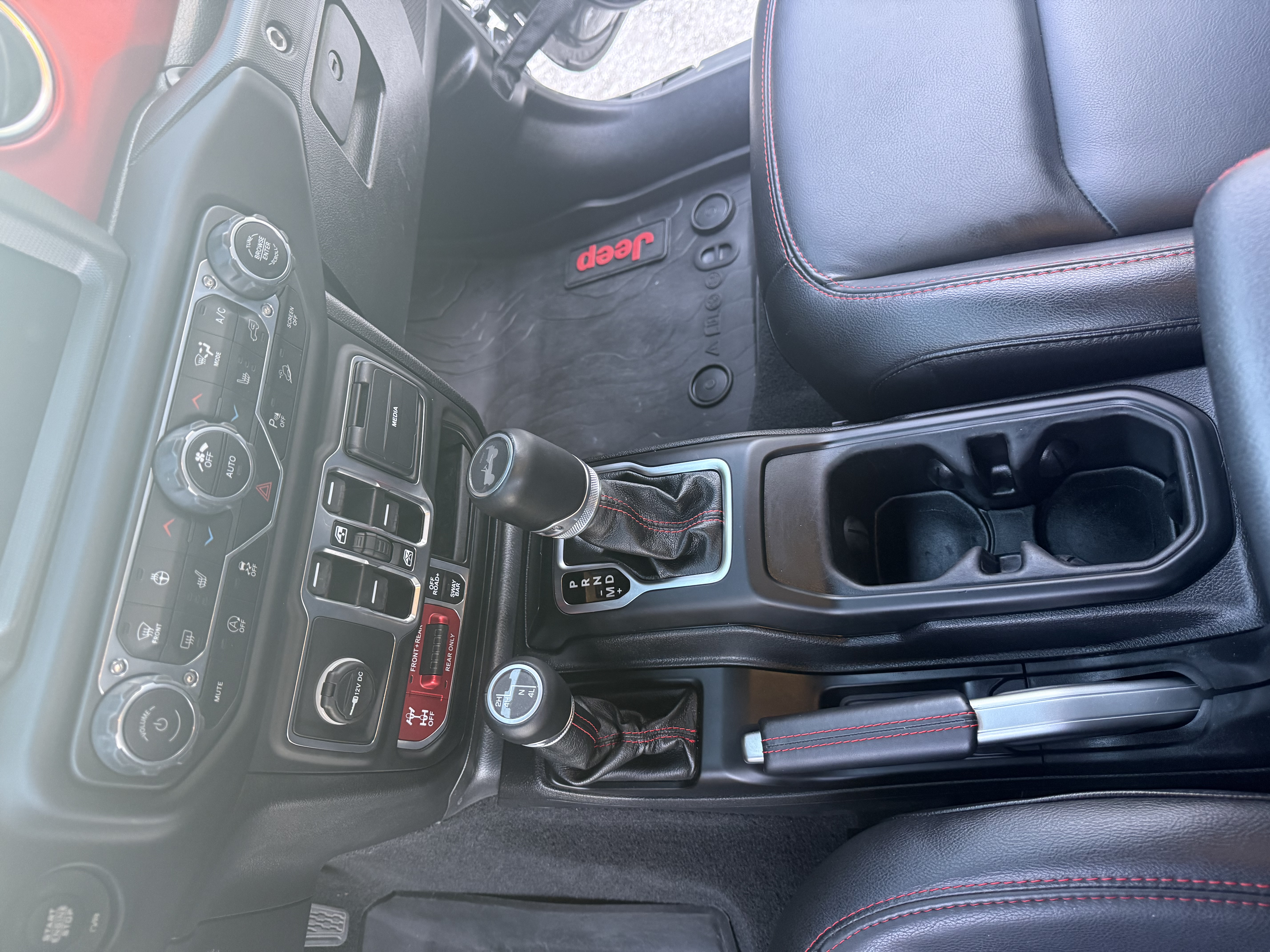 Used 2021 Jeep Wrangler Unlimited Rubicon AWD/4WD image 21