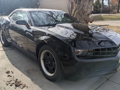 Used 2011 Chevrolet Camaro LS w/ Bluetooth Package image 4