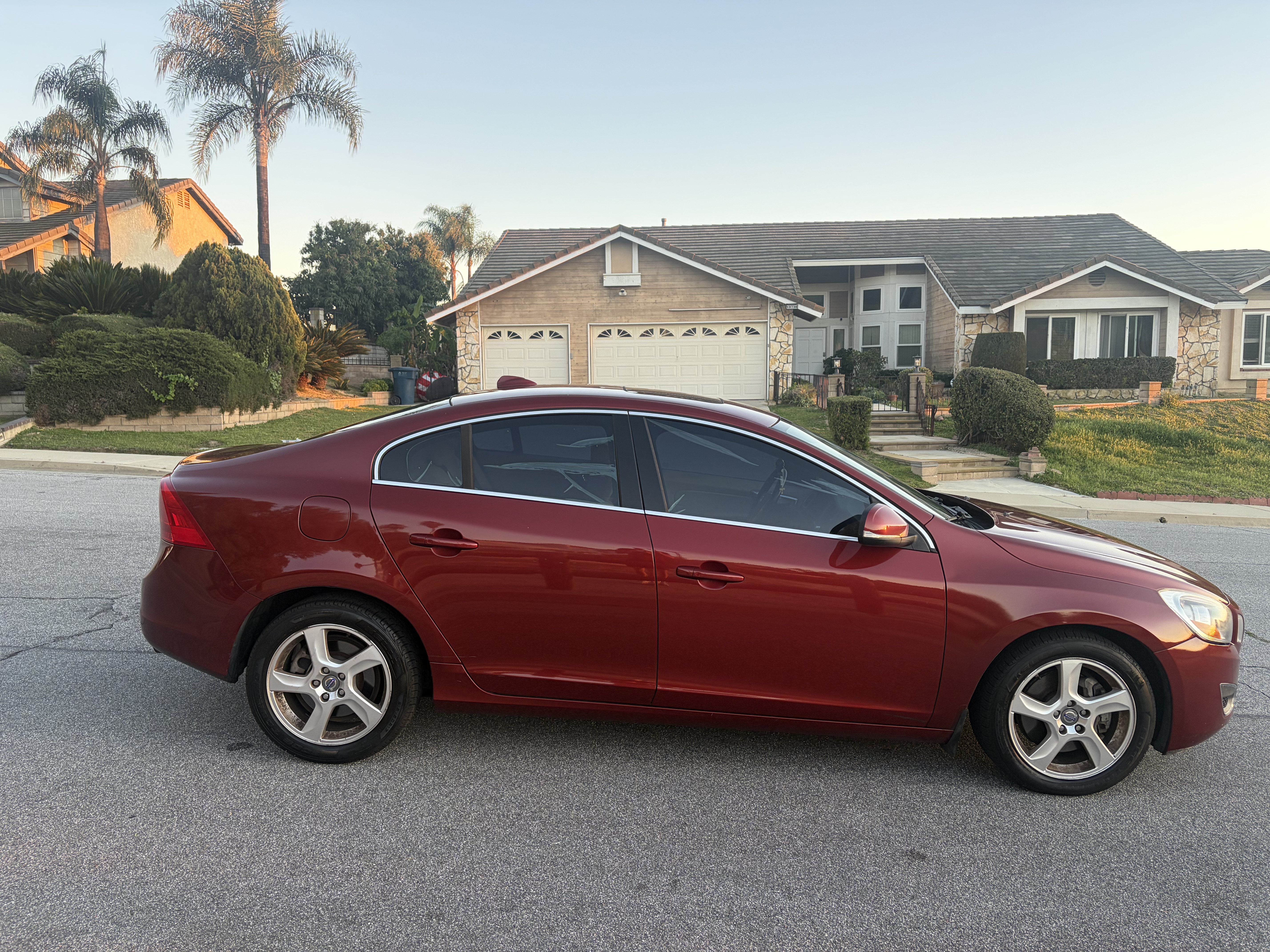Used 2012 Volvo S60 T5 FWD image 8