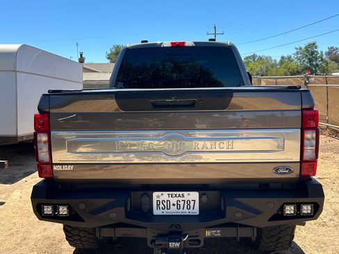 Used 2022 Ford F250 King Ranch w/ Tremor Off-Road Package AWD/4WD image 2