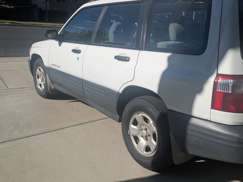 Used 2002 Subaru Forester L AWD/4WD image 18