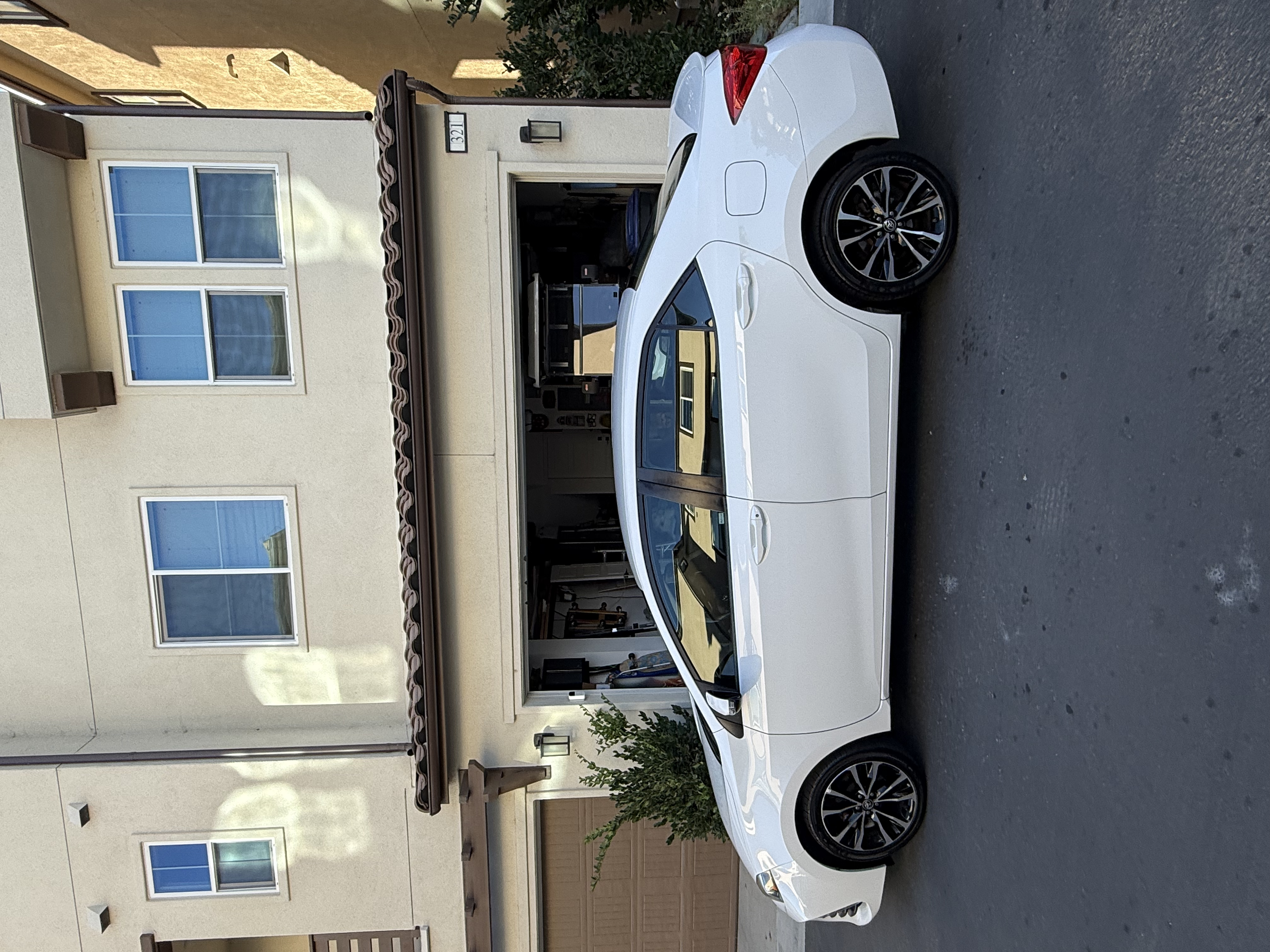 Used 2019 Toyota Corolla SE FWD image 15