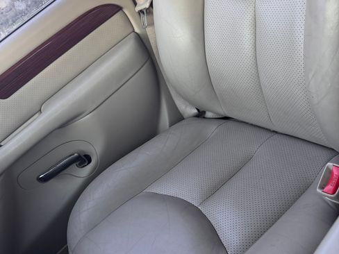 Used 2004 Cadillac Escalade 2WD image 10