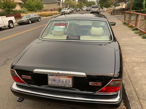 Used 1995 Jaguar XJ Vanden Plas image 5