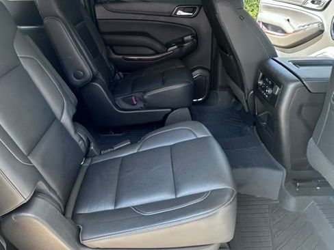 Used 2018 GMC Yukon XL SLT w/ Open Road Package AWD/4WD image 16