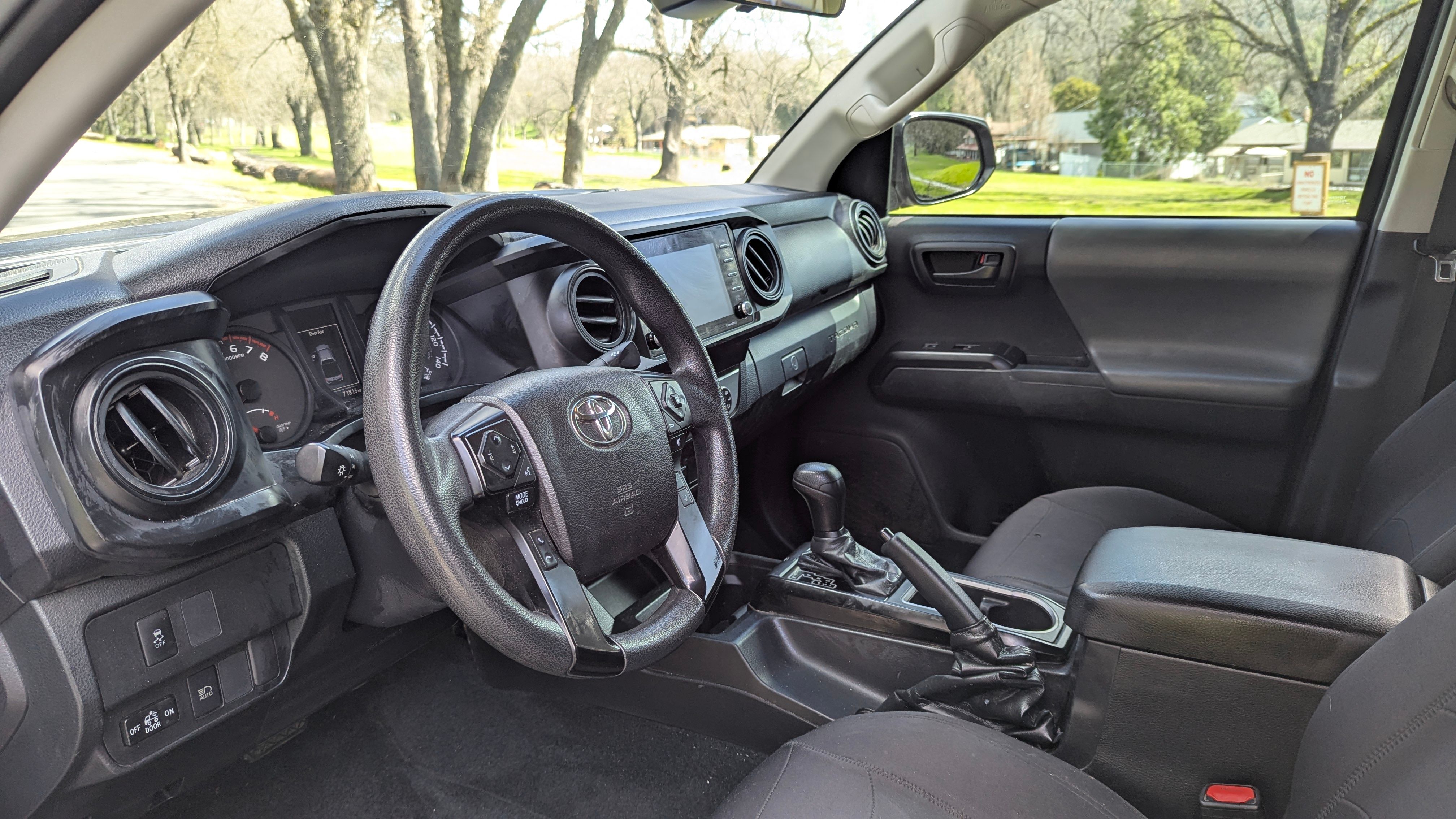 Used 2022 Toyota Tacoma SR RWD image 6